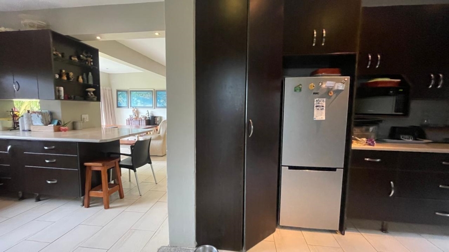 4 Bedroom Property for Sale in Blue Bend Eastern Cape
